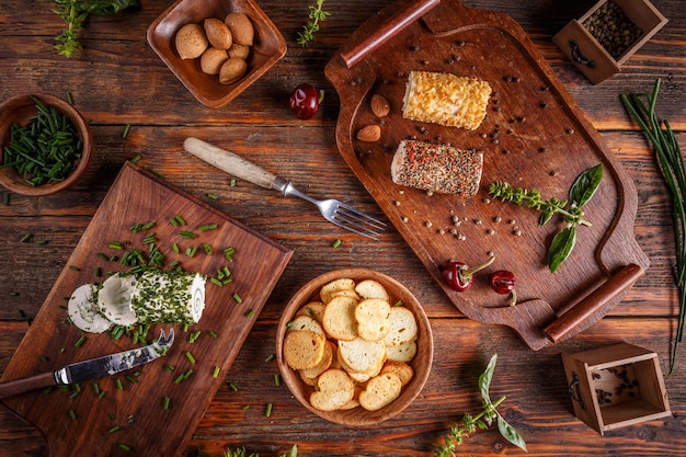 Zestaw talerzy z przystawkami